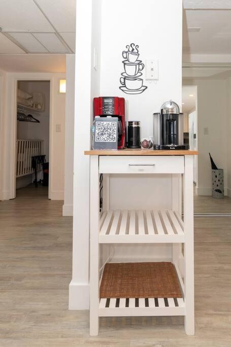 Stunning & Spacious Resort-Style Condo Across From Beach! Miami Beach Eksteriør billede